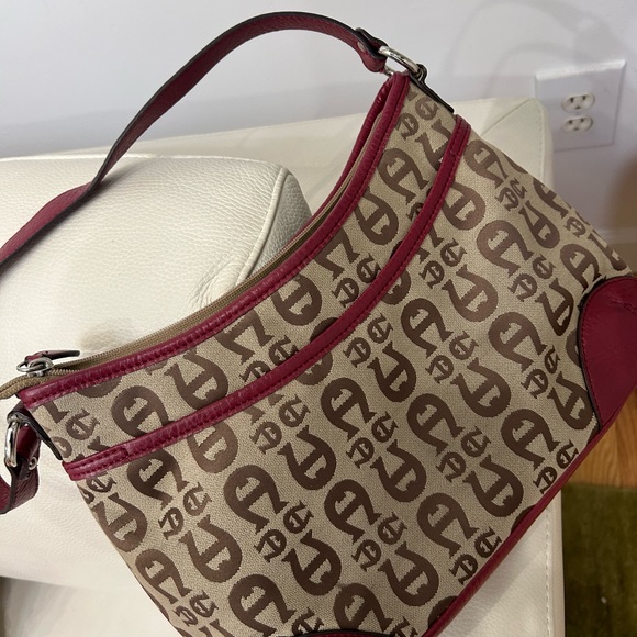 Lovely Etienne Aigner Bag! - Picture 5 of 5